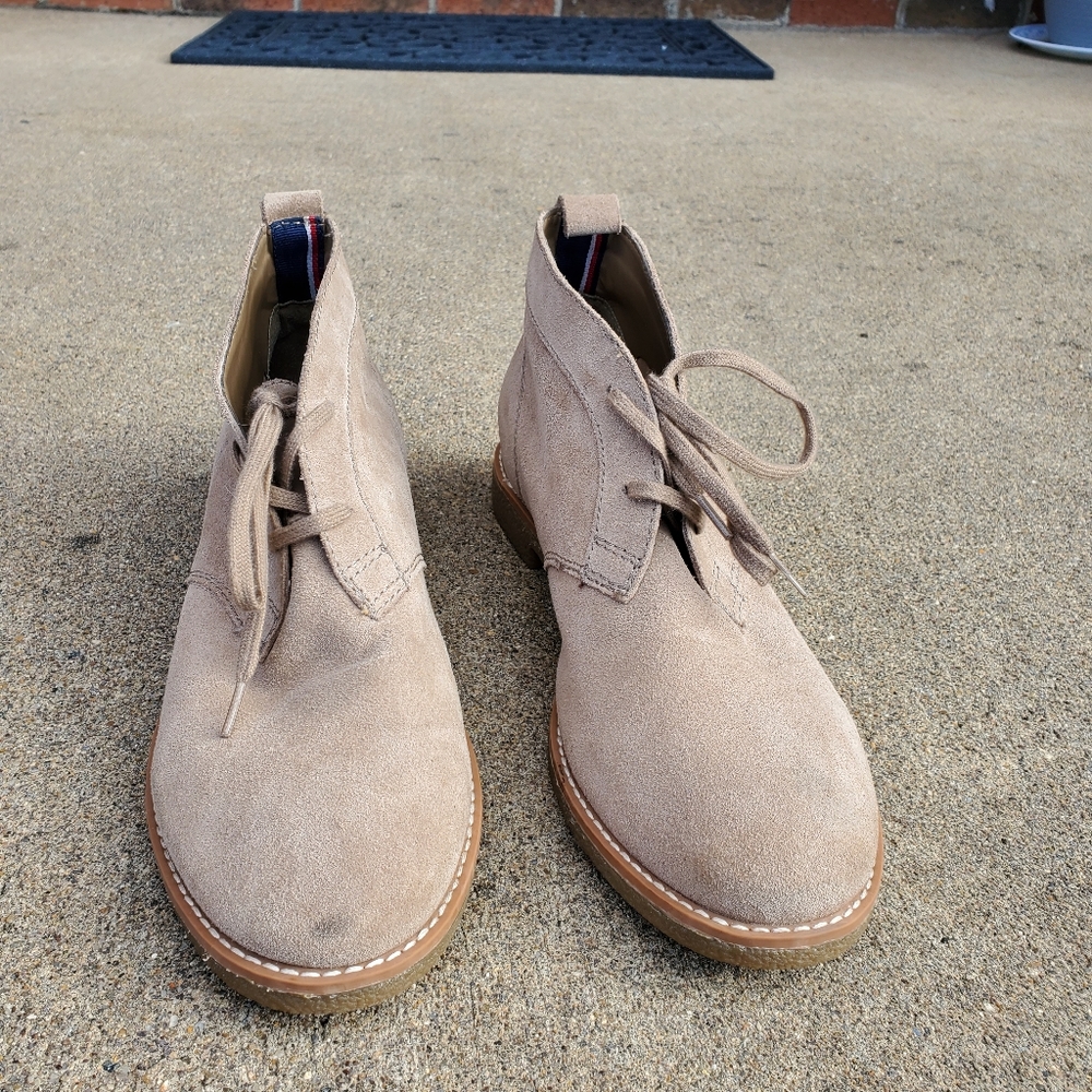 Tommy Hilfiger Tan Shoes, Size 9.5